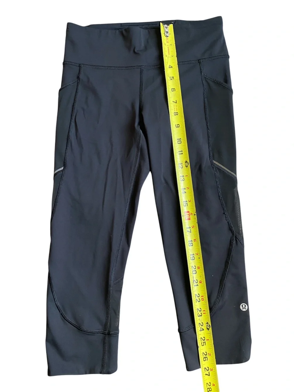 lululemon athletica Womens Capri Leggings Size 6